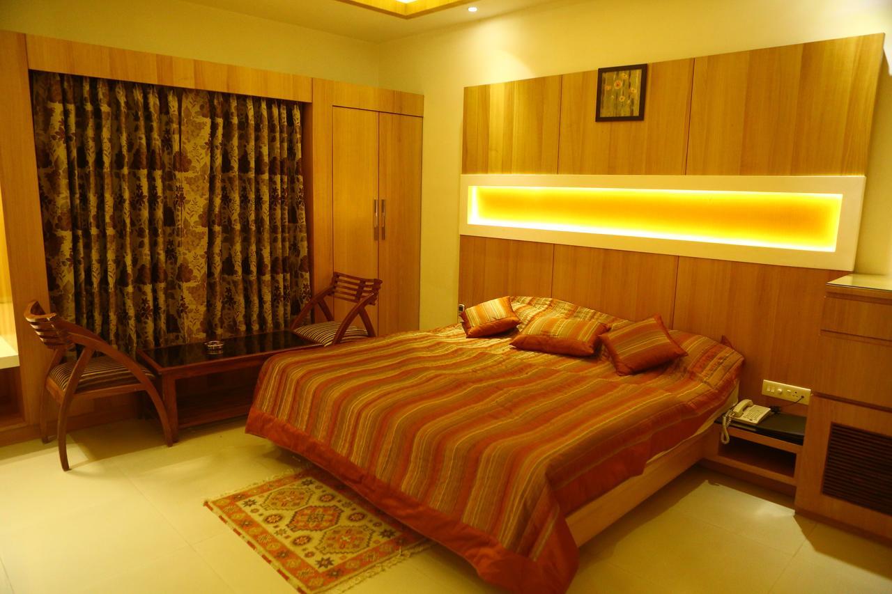 Hotel Deepali Sāgar Exterior foto