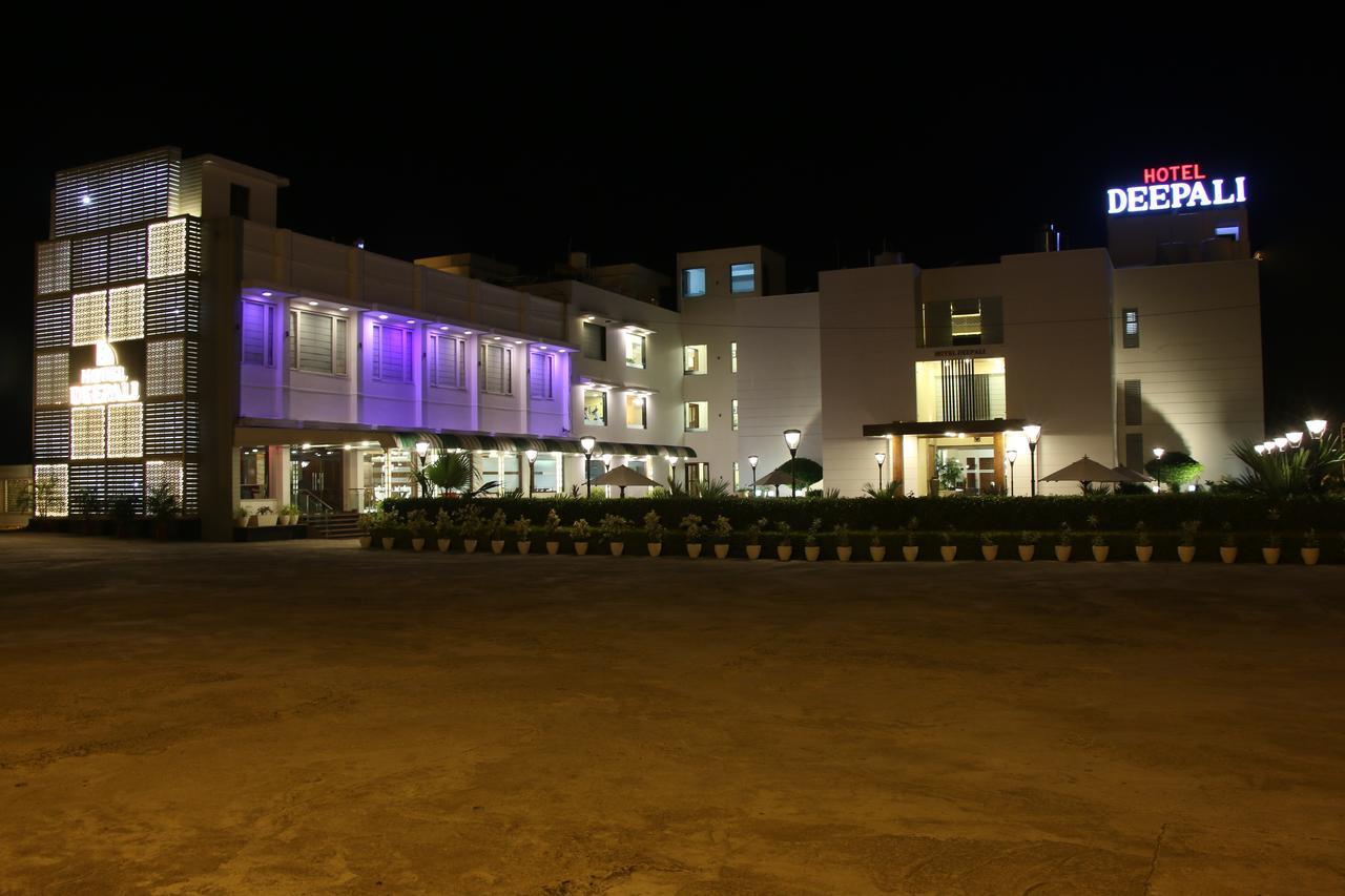 Hotel Deepali Sāgar Exterior foto
